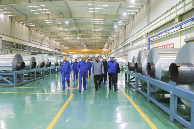 工控集团党委书记、董事长符同欣到万基控股集团调研